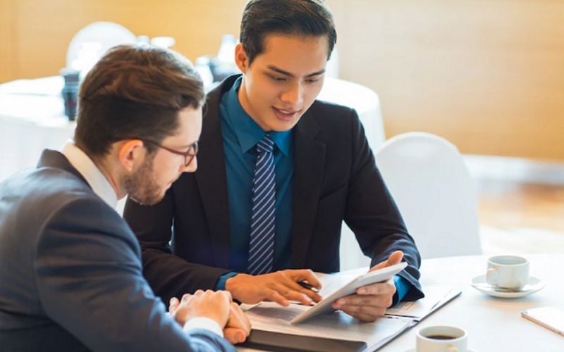 Bạn cần có điều khoản luôn giữ đồng phục sạch sẽ