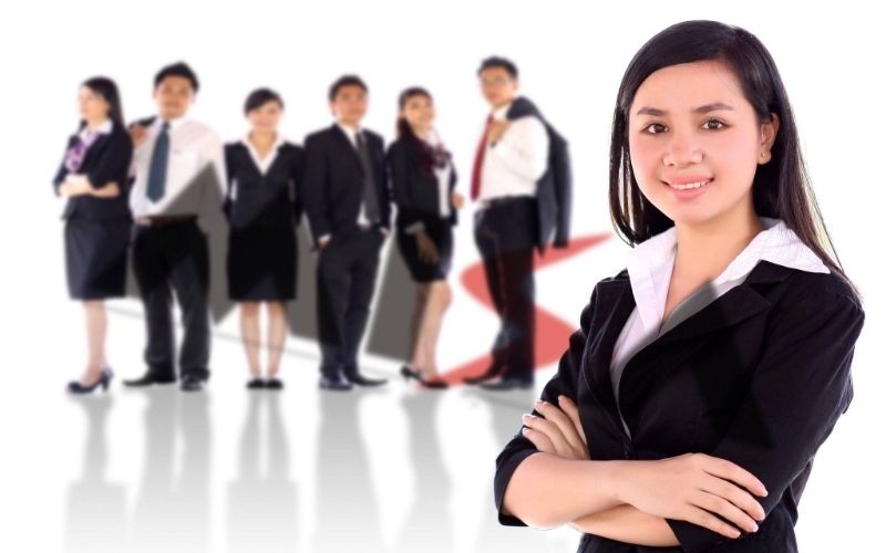 Phong cách công sở tại Hà Nội thường đề cao sự lịch sự