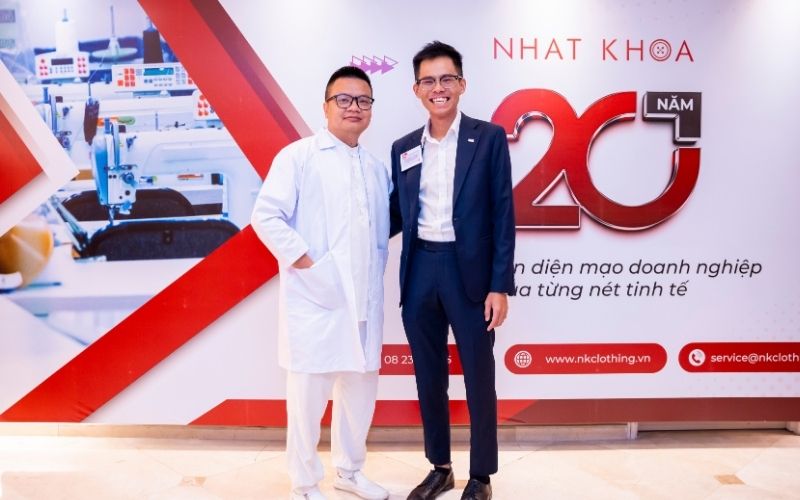 Nhất Khoa giúp bạn phối đồ với áo hoodie nữ