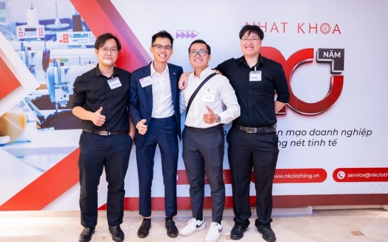 Nhất Khoa giúp bạn chọn áo hoodie trẻ em