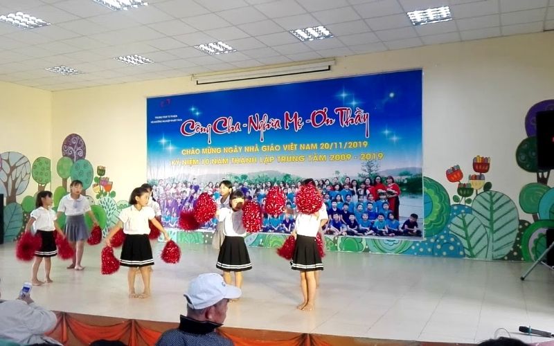 Chủ đề này hướng đến một không khí tươi vui, trẻ trung hơn