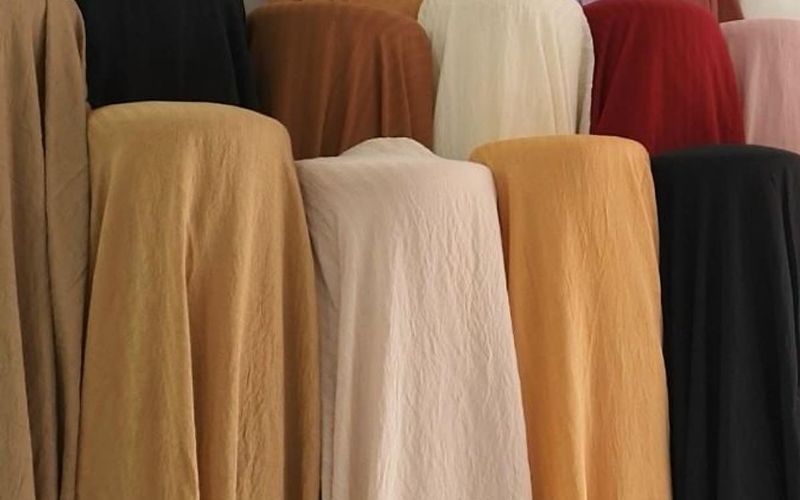 Bạn hãy lựa chọn các loại vải có khả năng giữ nhiệt tốt