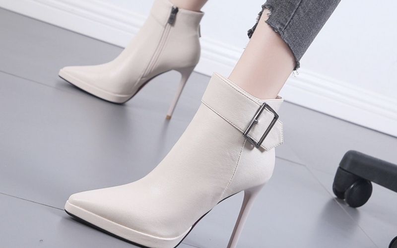 Bạn nên ưu tiên boots cao gót