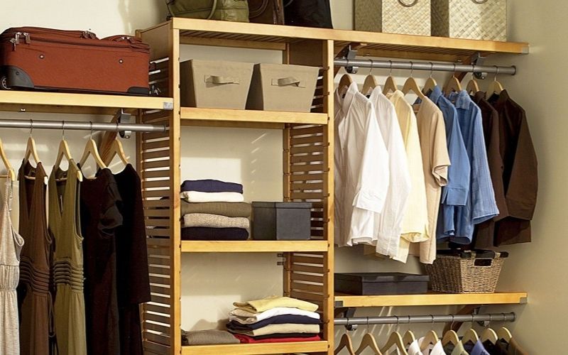 Bạn tránh tình trạng áo bị nhăn nhúm hoặc bị giãn vải do gấp sai nếp