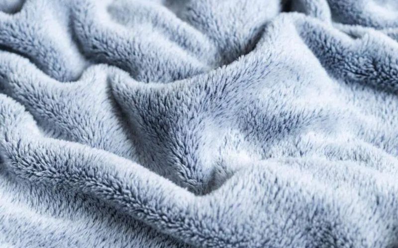 Chất liệu bắt buộc phải là Nỉ Bông dày dặn khi mùa đông