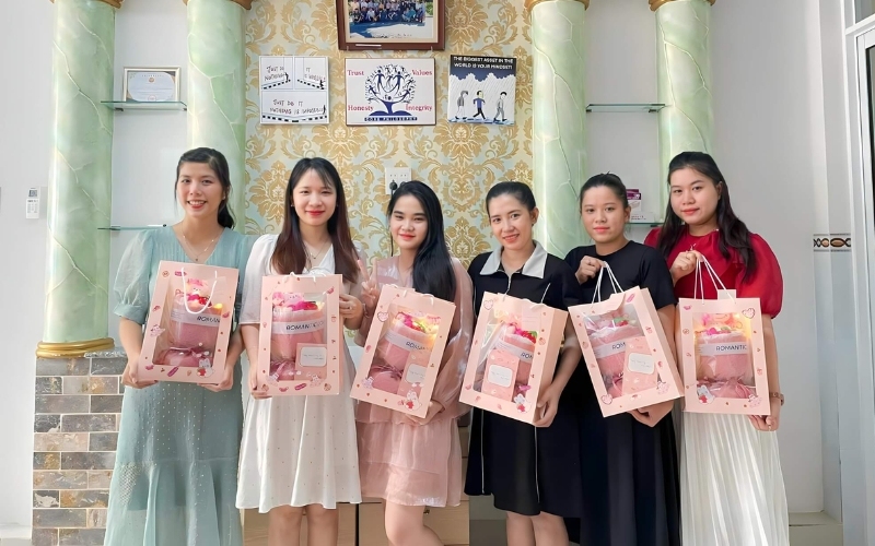 Món quà 20 10 đều được chọn bằng cả tấm lòng cho các chị em phụ nữ