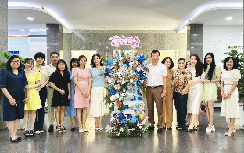 Một lời chúc ngày 20 tháng 10 từ lãnh đạo sẽ giúp xây dựng văn hóa doanh nghiệp tích cực