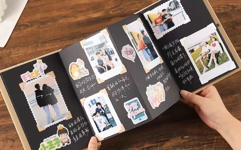 Album ảnh kỷ niệm là món quà tặng Giáng sinh cho người yêu đầy ý nghĩa