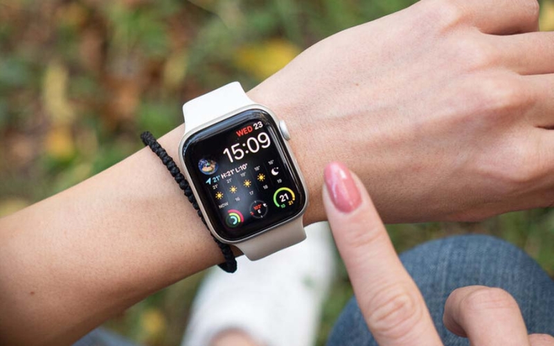 Đồng hồ đeo tay thông minh mà món quà Giáng sinh mang tính ứng dụng cao