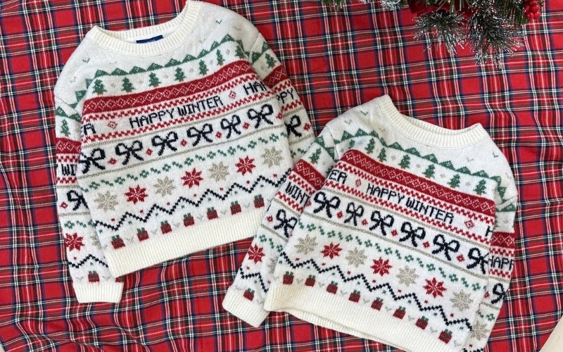 Áo len Giáng sinh có khả năng giữ nhiệt tốt, giúp giữ ấm hiệu quả