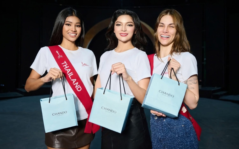 Uniforms help build a professional image for the contestants