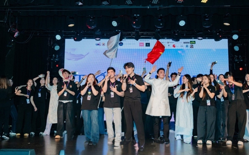 UAVS logo mockup designed by Nhat Khoa Uniform