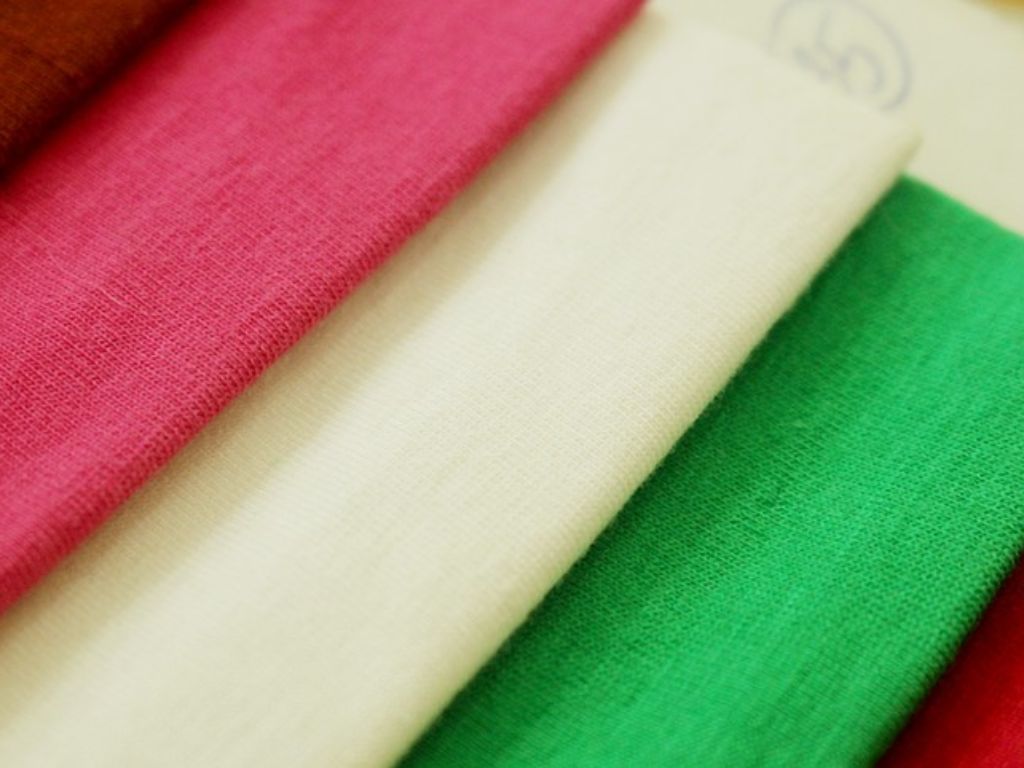 The right drape creates elegance for maxi dress styles.