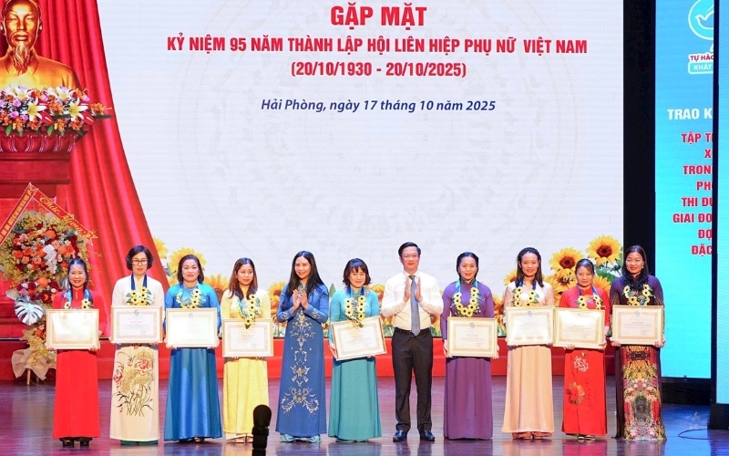 Hoạt động tri ân 20.10 ngày Phụ nữ Việt Nam giúp ghi nhận những đóng góp của chị em