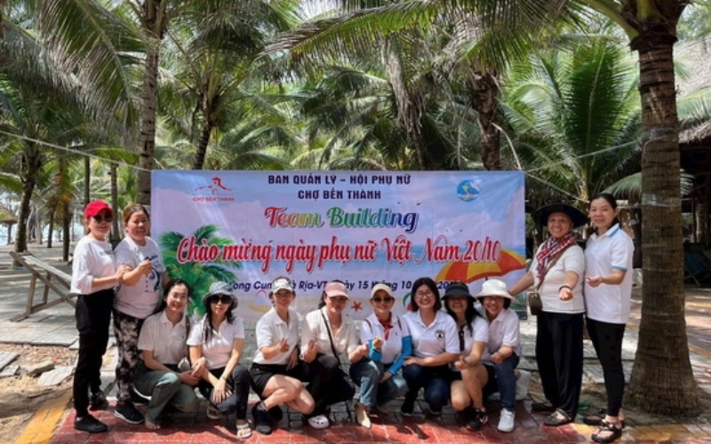 Team building là hoạt động mừng ngày Phụ nữ Việt Nam 20 10 vô cùng thú vị