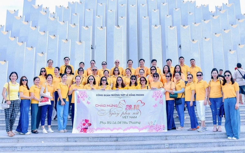 Việc tổ chức một chương trình 20 10 ý nghĩa giúp tăng cường sự gắn kết