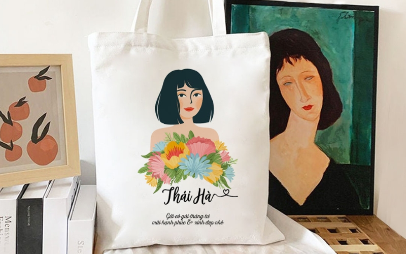 Túi tote in thông điệp là món quà vô cùng ý nghĩa dành tặng mẹ 20/10