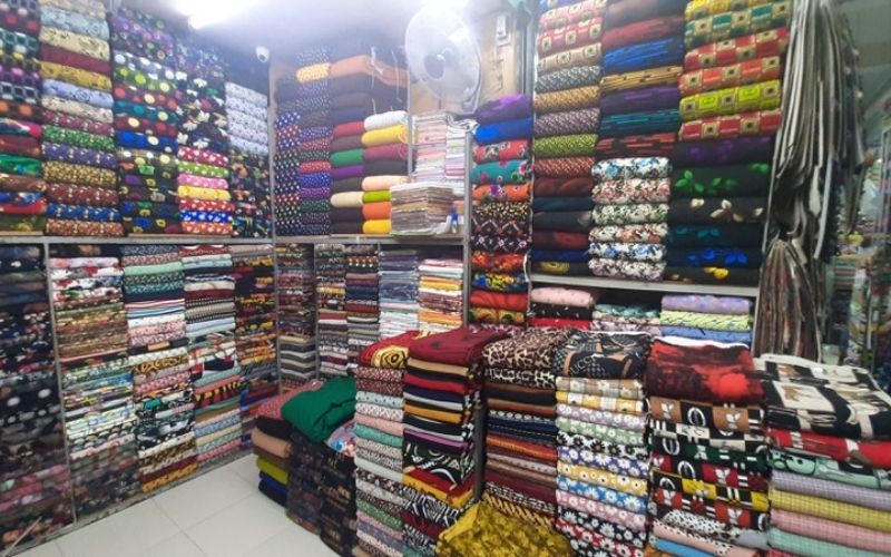 TP.HCM là nơi tập trung các chợ vải đầu mối lớn như Tân Bình