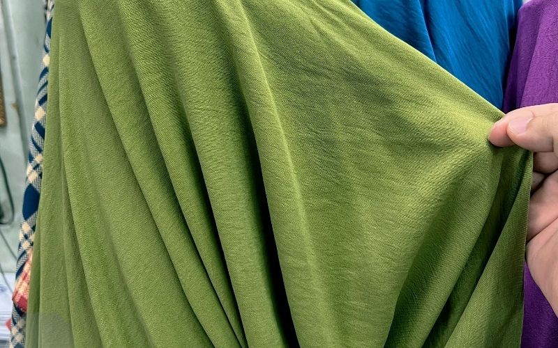 Chợ Ninh Hiệp (Gia Lâm) là chợ vải lớn nhất miền Bắc