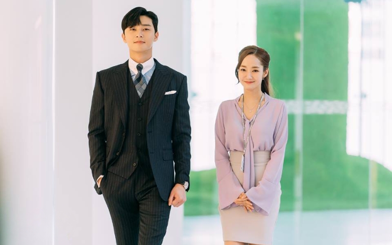 Đồng phục thời trang công sở Hàn Quốc mang tính thẩm mỹ cao