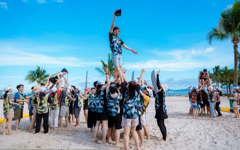 Các chuyến trekking đòi hỏi tông màu trầm ấm
