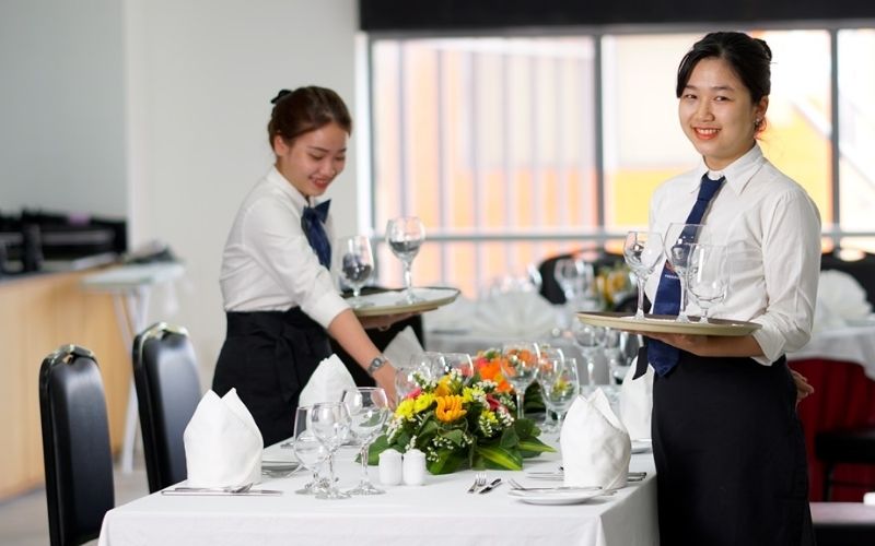 Các chi tiết rườm rà đều được lược bỏ tối đa