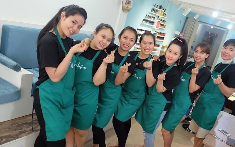 Đặt tại TP HCM, bạn sẽ được sử lí khi có vấn đề rất nhanh chóng