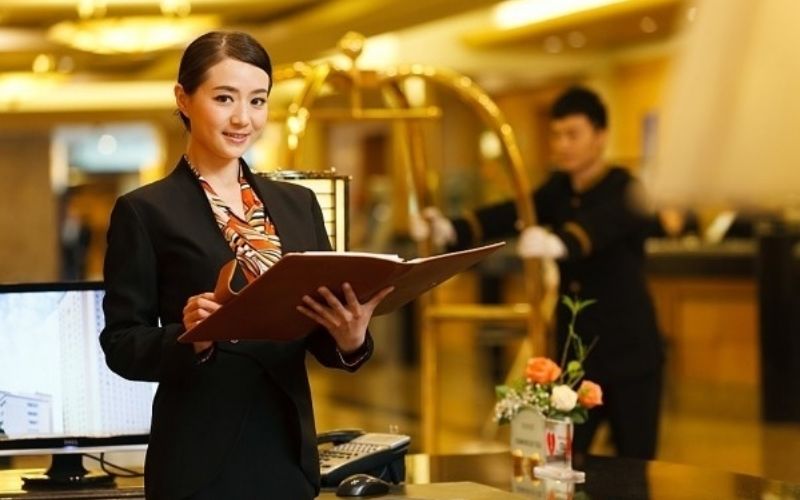 Bạn nên chọn các loại vải có khả năng kháng khuẩn và khô nhanh