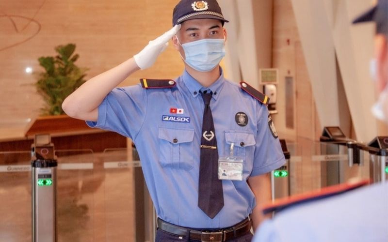 Màu sắc đồng phục bạn nên chọn các tông xanh dương