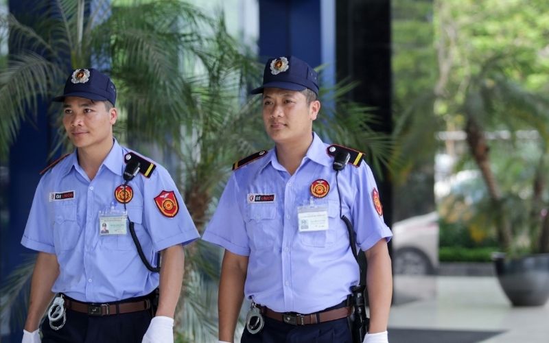 Quần tây cho nhân viên mới trở nên đơn giản và thuận tiện hơn