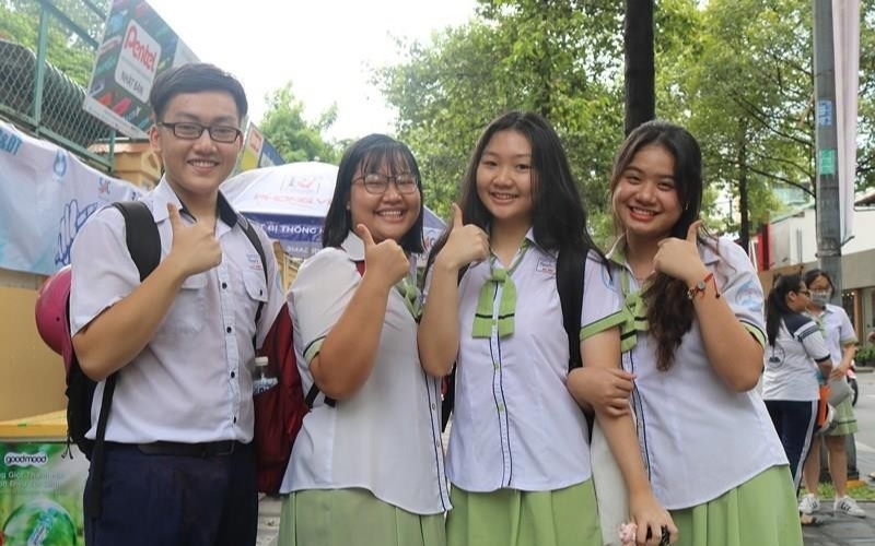 Đồng phục trường THPT Nguyễn Thị Diệu