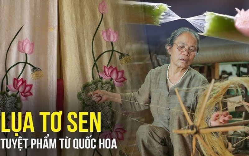 Mỗi tấm khăn tơ sen là kết tinh từ đôi bàn tay khéo léo của các nghệ nhân