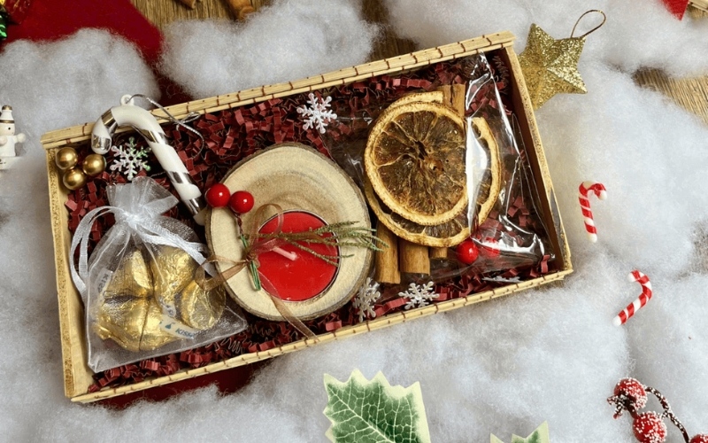 Bạn sẽ tiết kiệm được chi phí khi mua theo set quà tặng Giáng sinh